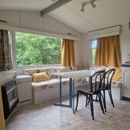Petit Coin Tranquille Kamp alanı *